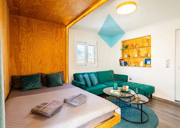 Apartmán Urban Nest - Loft With Private Rooftop Garden Kalamata