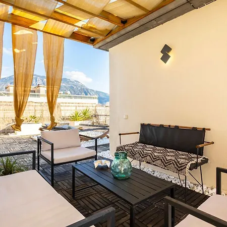 Urban Nest - Loft With Private Rooftop Garden
