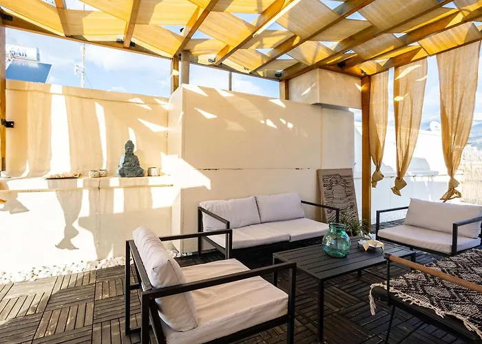 Urban Nest - Loft With Private Rooftop Garden