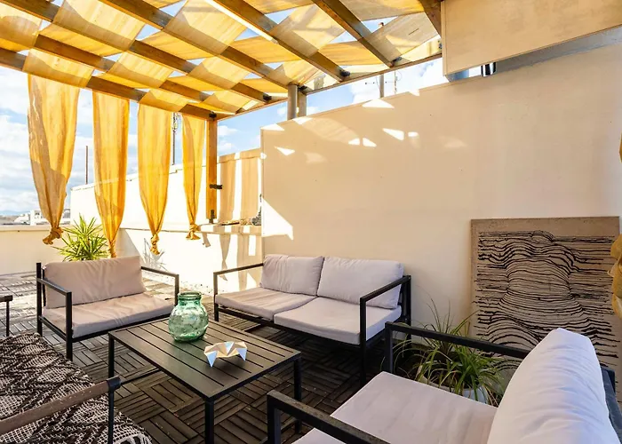 Urban Nest - Loft With Private Rooftop Garden